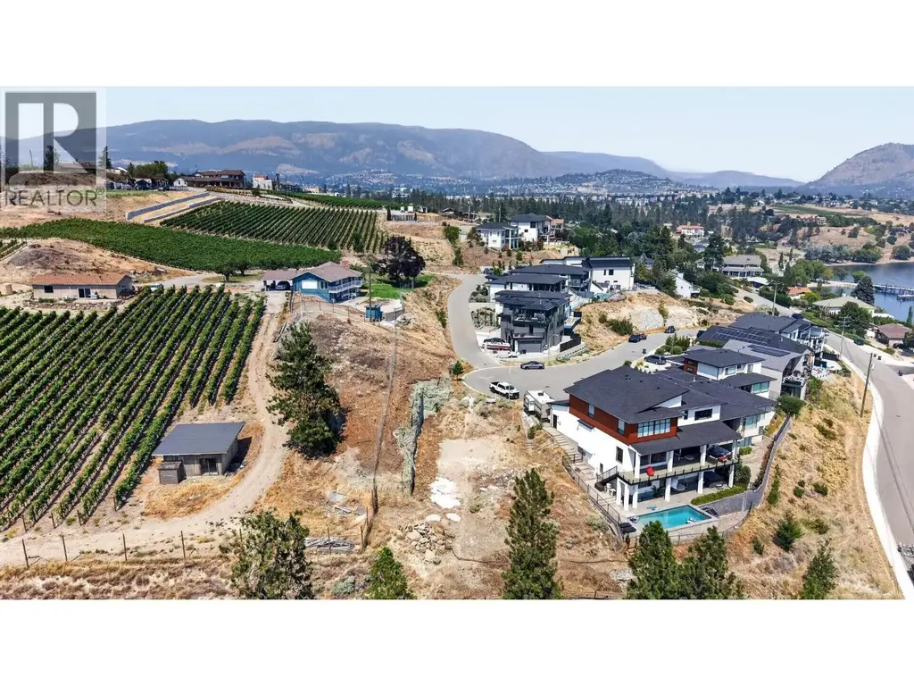 4017 Beachview Drive, Westbank